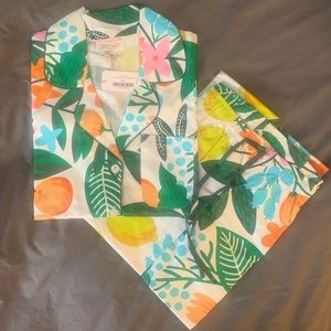 Jaye’s Studio Sateen Capri Pajama Set